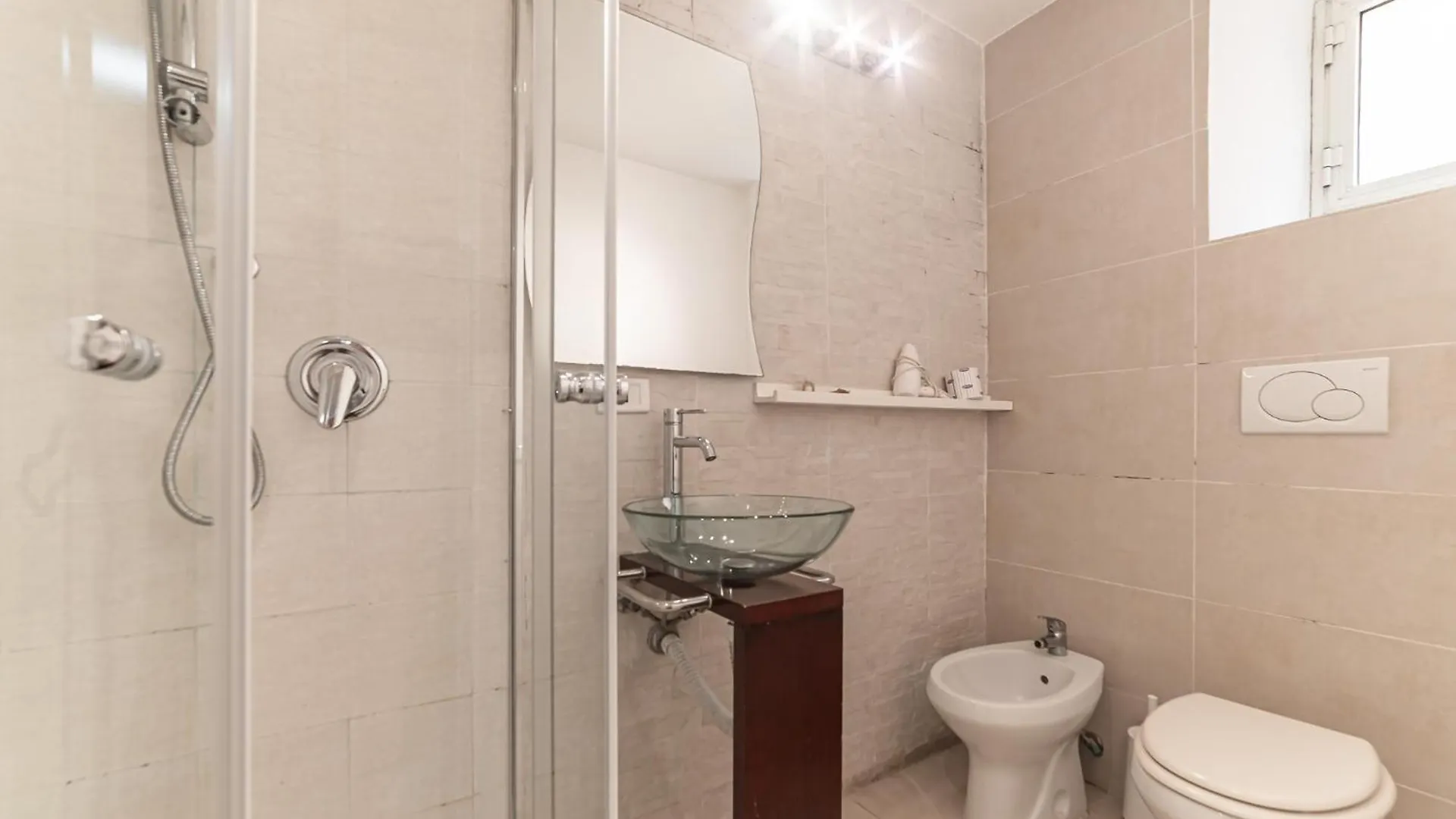 Principe Amedeo Hotel Rome 0*,  Italy
