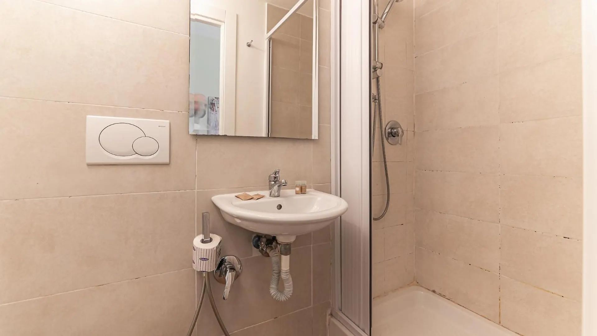 Guest house Principe Amedeo Hotel Rome
